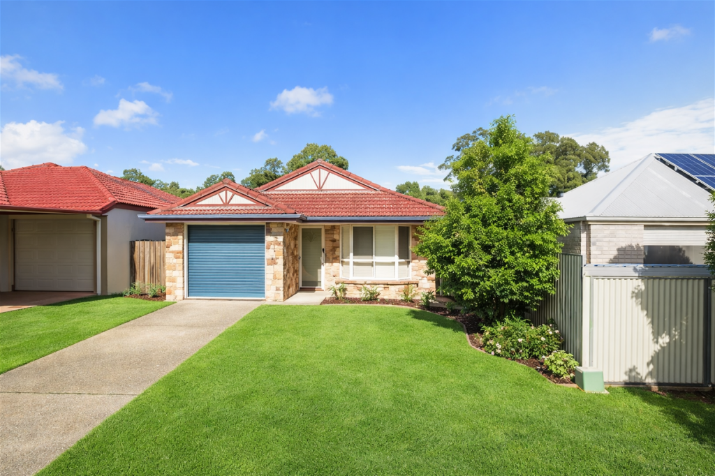24 Robson St, Forest Lake, QLD 4078