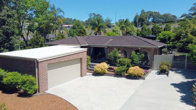 63 Eric Fenning Dr, Surf Beach, NSW 2536
