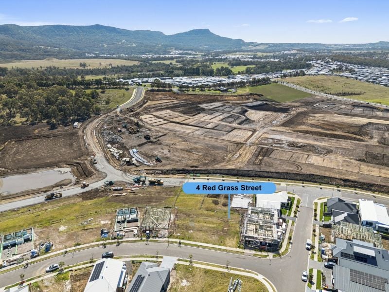 4 Red Grass St, Huntley, NSW 2530