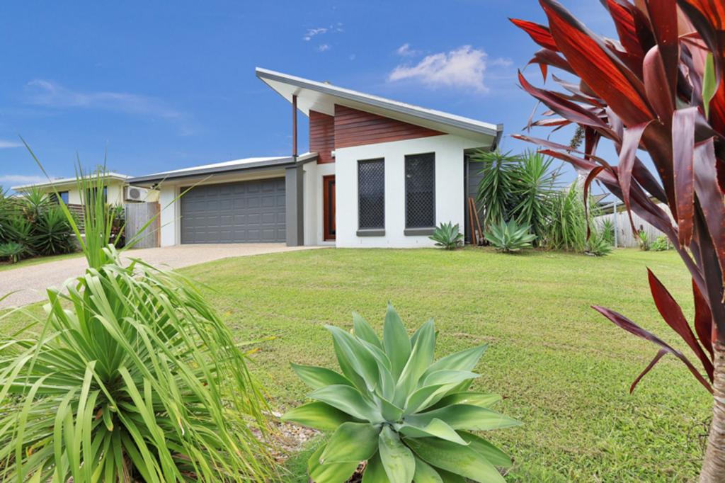 12 Aviland Dr, Seaforth, QLD 4741