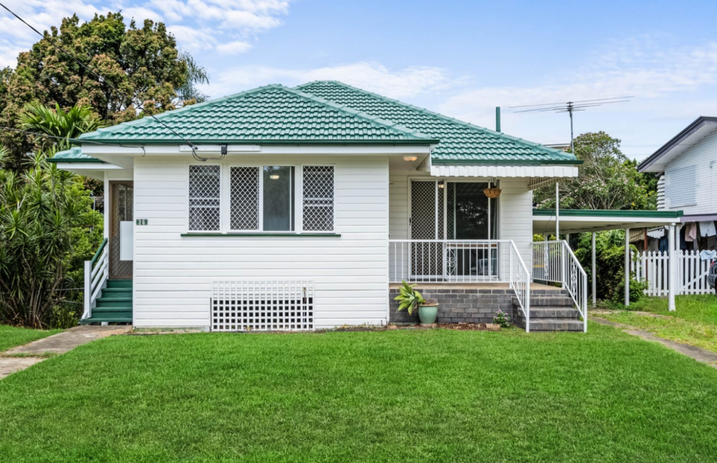 26 Oakey St, Stafford Heights, QLD 4053