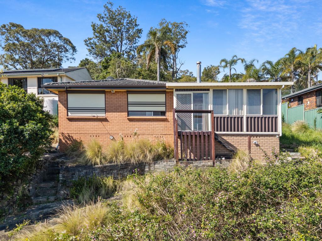 77 Cuthbert Dr, Mount Warrigal, NSW 2528