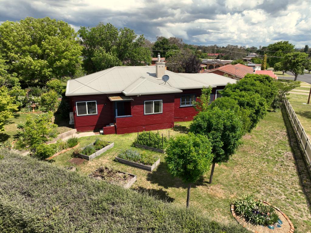 27 Cross St, Glen Innes, NSW 2370