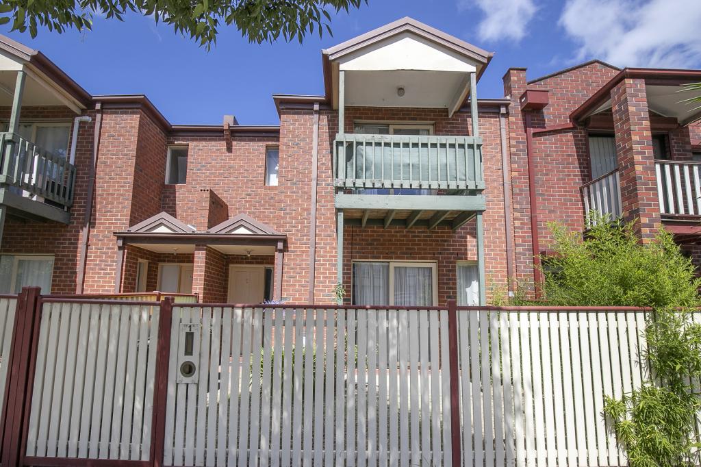 1/94 Hampshire Rd, Sunshine, VIC 3020