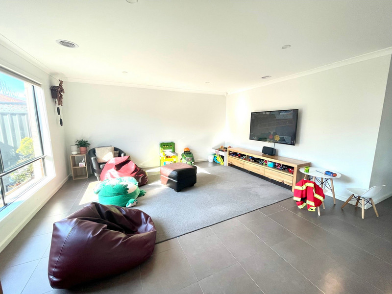 78 Tom Roberts Pde, Point Cook, VIC 3030