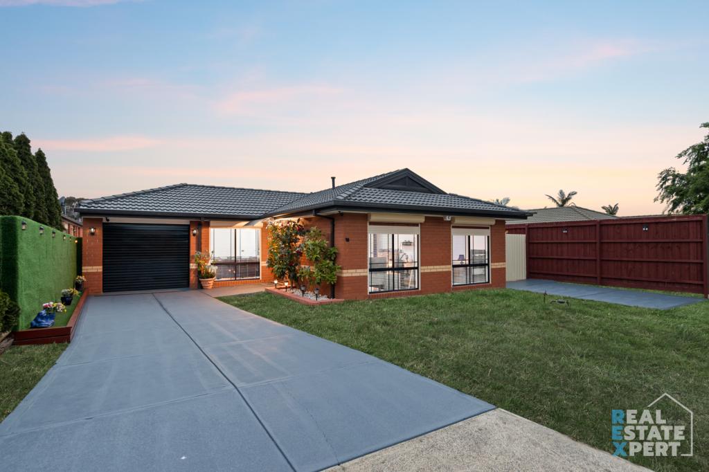18 LINMAC DR, HAMPTON PARK, VIC 3976