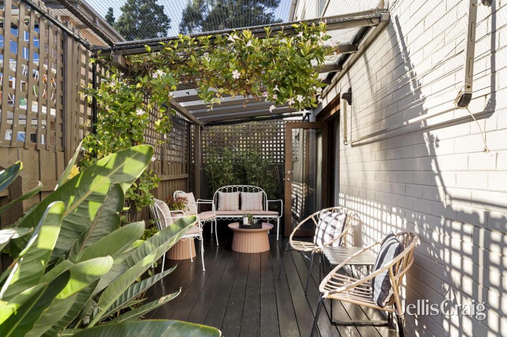 4/14 Smith St, Thornbury, VIC 3071