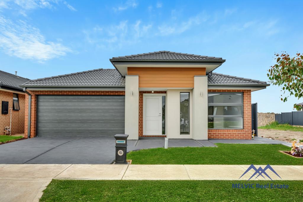 572 HEATHER GR, CLYDE NORTH, VIC 3978