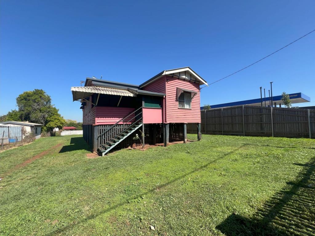 162 Churchill St, Childers, QLD 4660