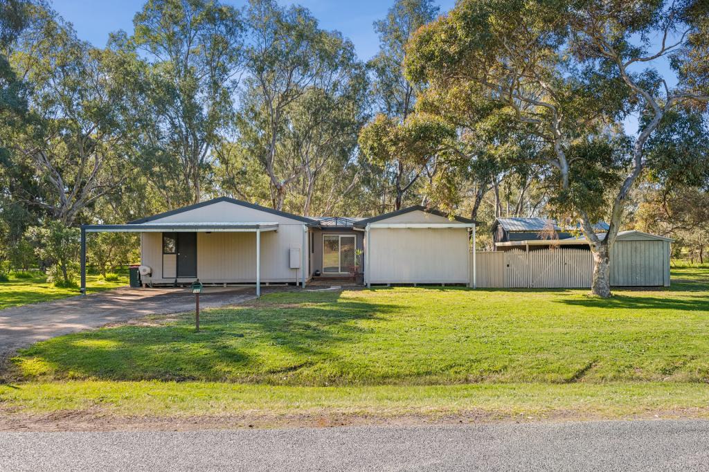 380 Station St, Huntly, VIC 3551