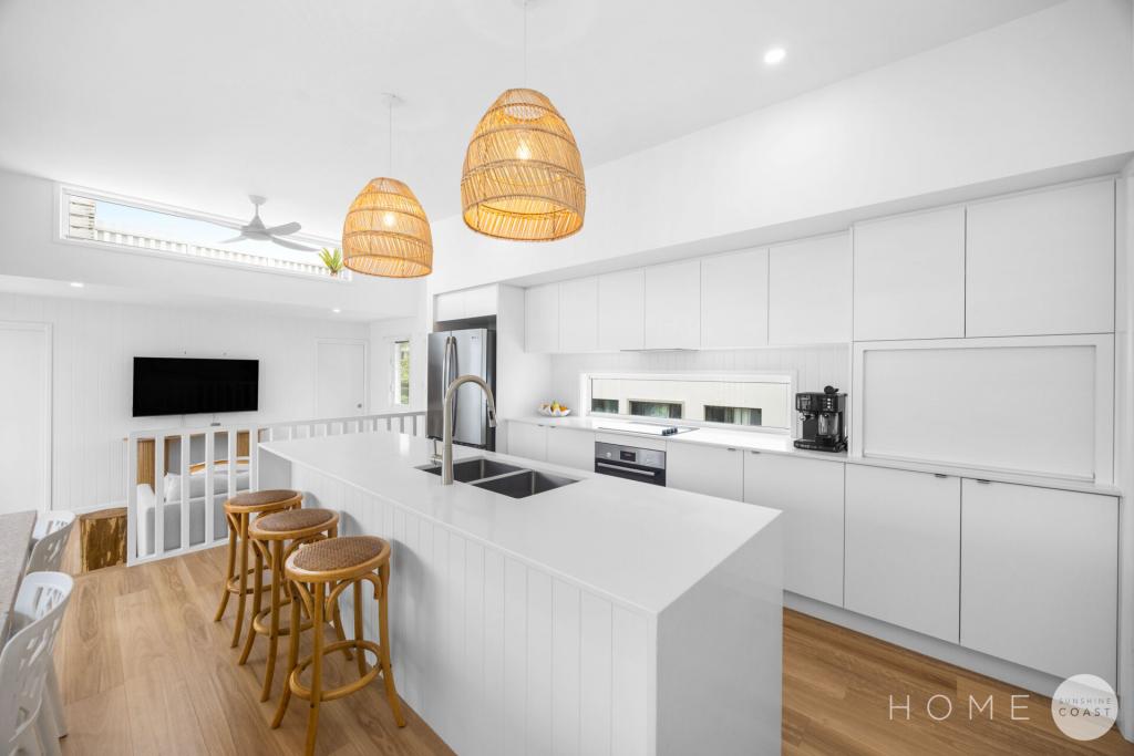 2/8 William St, Alexandra Headland, QLD 4572