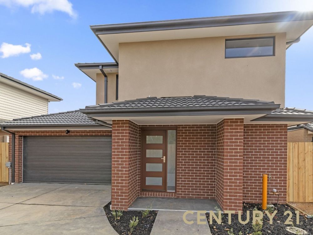 2/6 Thomas St, Pakenham, VIC 3810
