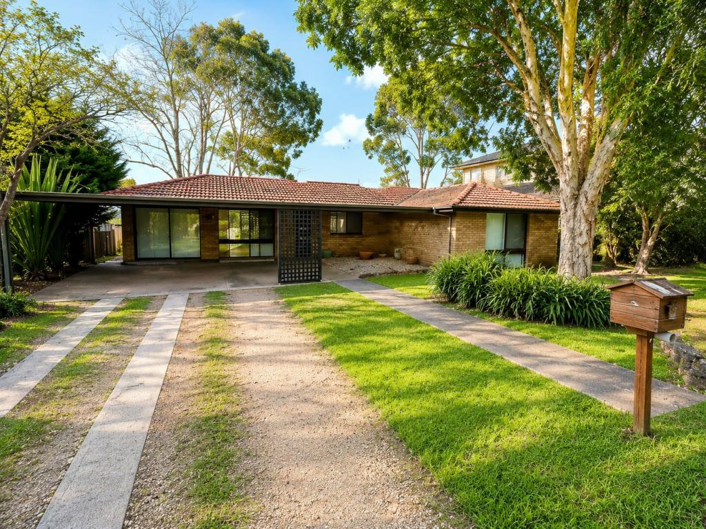 15 Wild St, Picton, NSW 2571