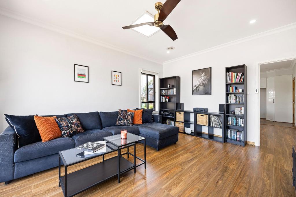 1/6 Ravenhall St, Braybrook, VIC 3019