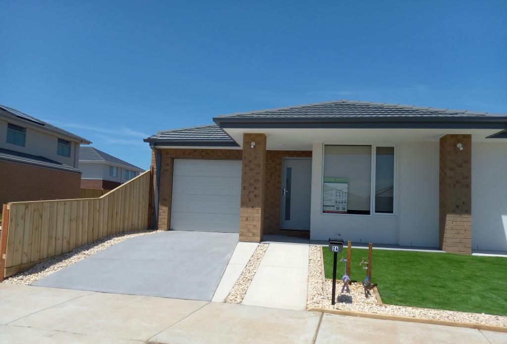 24 Woolspinner Cres, Wyndham Vale, VIC 3024