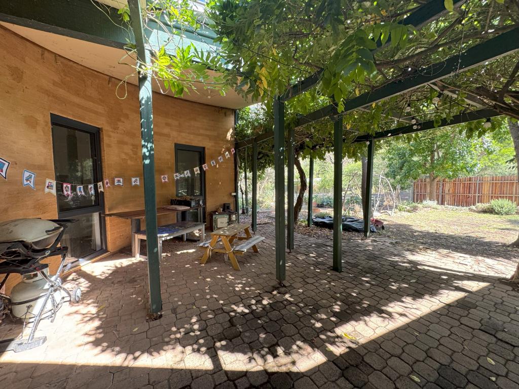 11 Gundaroo Tce, Gundaroo, NSW 2620