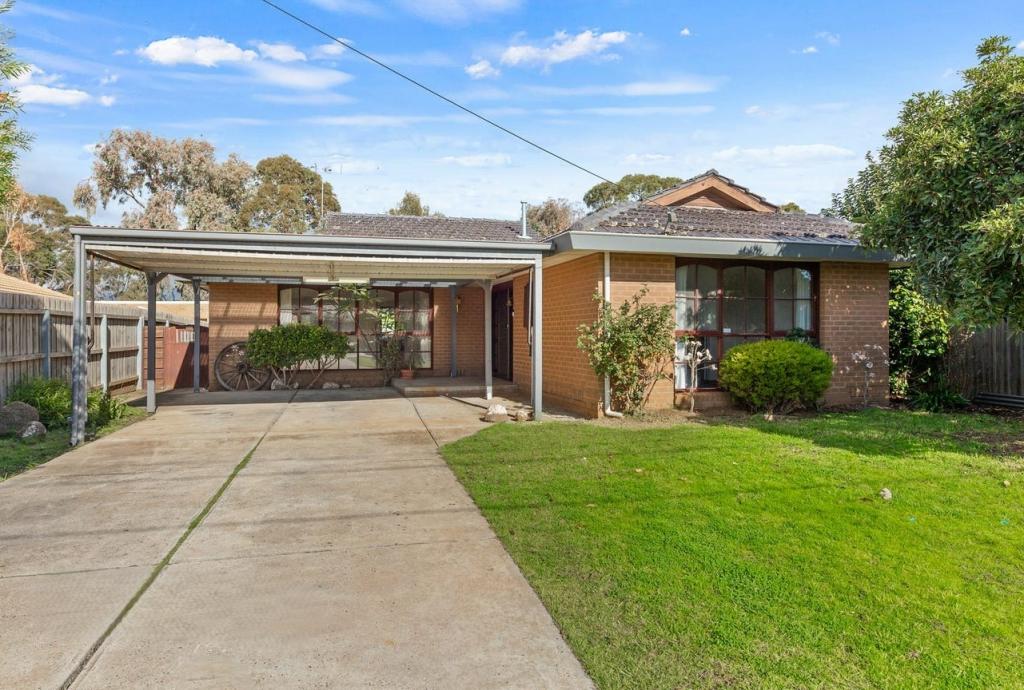 17 BRENNAN ST, MELTON SOUTH, VIC 3338