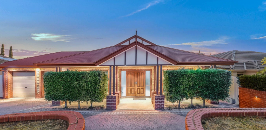 15 Norman Tce, Blakeview, SA 5114
