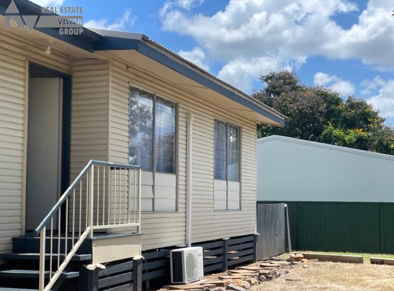 11 Columba St, Blackwater, QLD 4717