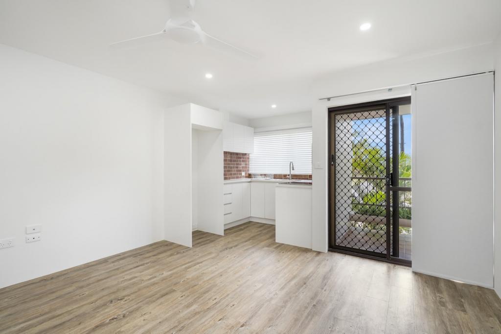 5-9 Fisk St, Westcourt, QLD 4870