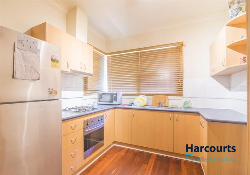 32 Lockett St, Coolbellup, WA 6163