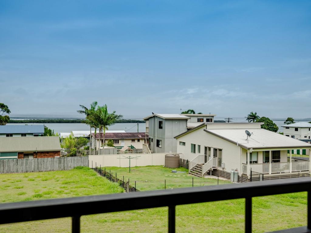 109 Channel St, Russell Island, QLD 4184