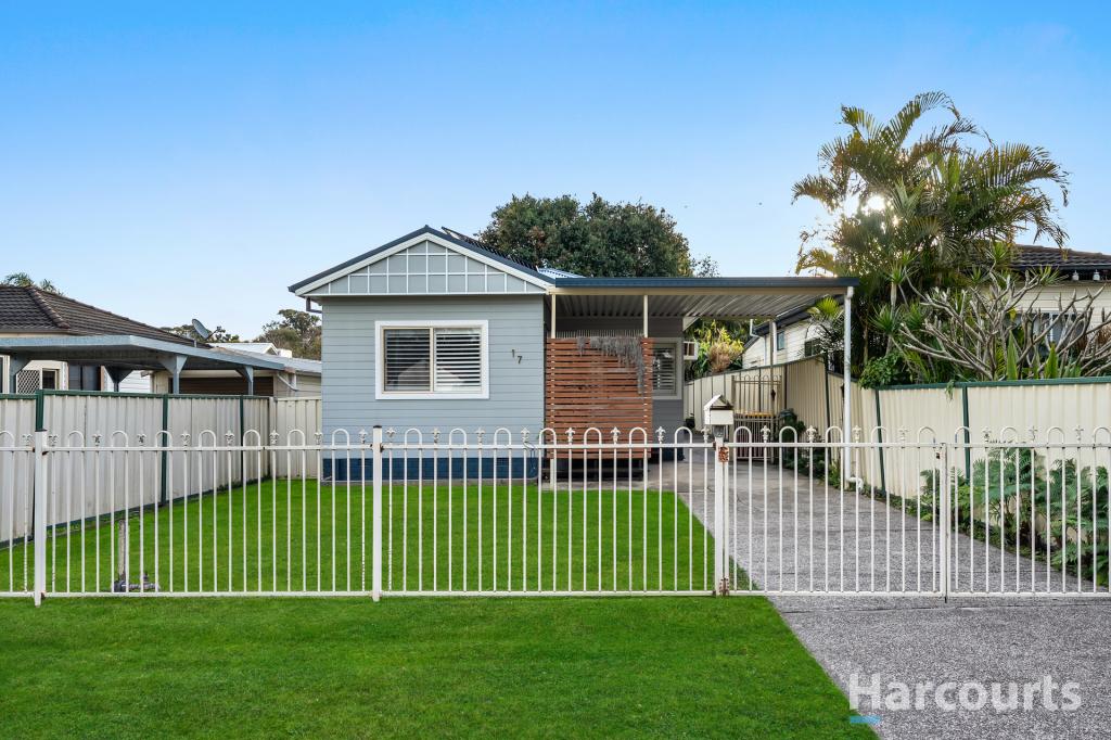 17 CHARLES ST, EDGEWORTH, NSW 2285