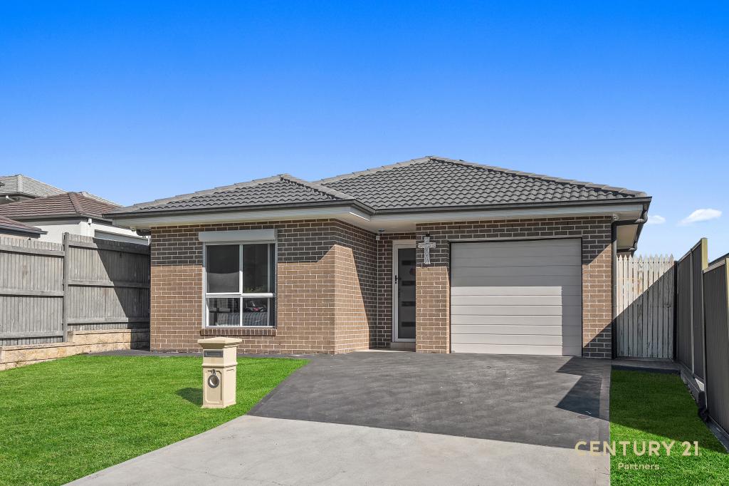 8 Glider Ave, Middleton Grange, NSW 2171