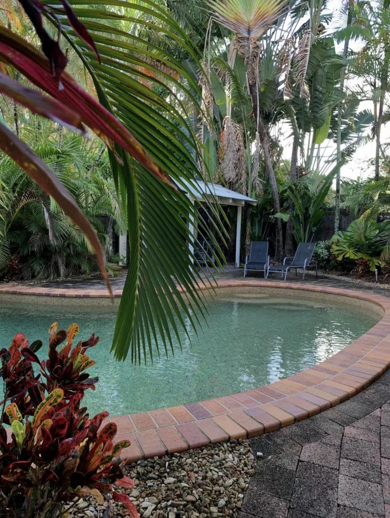 3/13 Amphora St, Palm Cove, QLD 4879