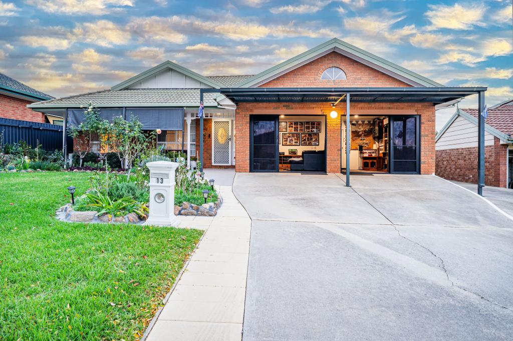 13 Berberick Ct, Thurgoona, NSW 2640