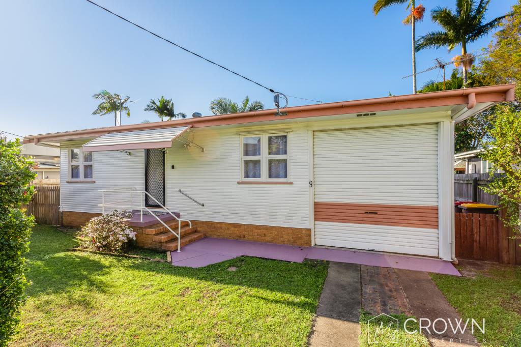 9 GLENLOC ST, REDCLIFFE, QLD 4020