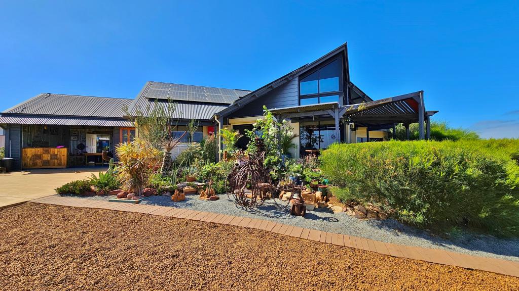 4 Browne Bvd, Kalbarri, WA 6536