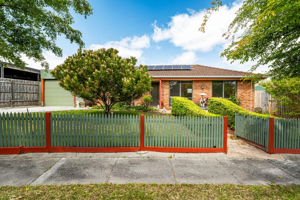 6 Pargeter Ct, Pakenham, VIC 3810