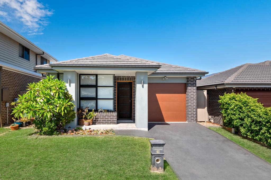 18 Redcap St, Spring Farm, NSW 2570