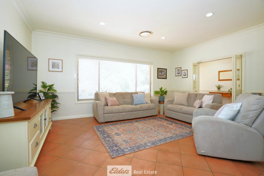 200 Oakes Rd, Yoogali, NSW 2680