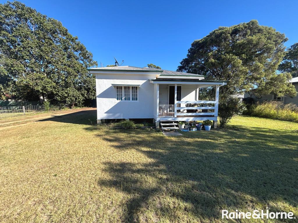 25 Hodge St, Kingaroy, QLD 4610