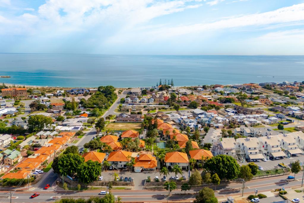 17/124 Mandurah Tce, Mandurah, WA 6210