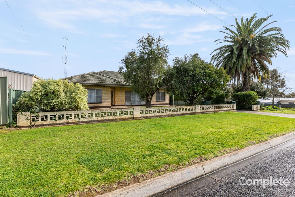 26 FOSTER ST, NARACOORTE, SA 5271