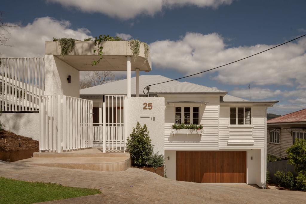25 Osman St, Bardon, QLD 4065