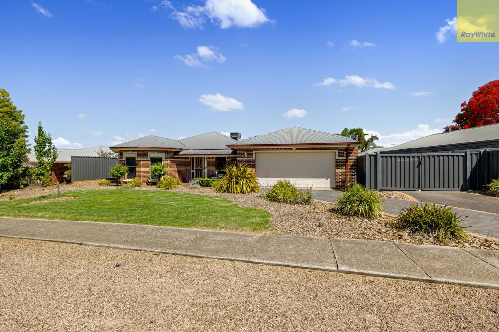 77 Clifton Dr, Bacchus Marsh, VIC 3340