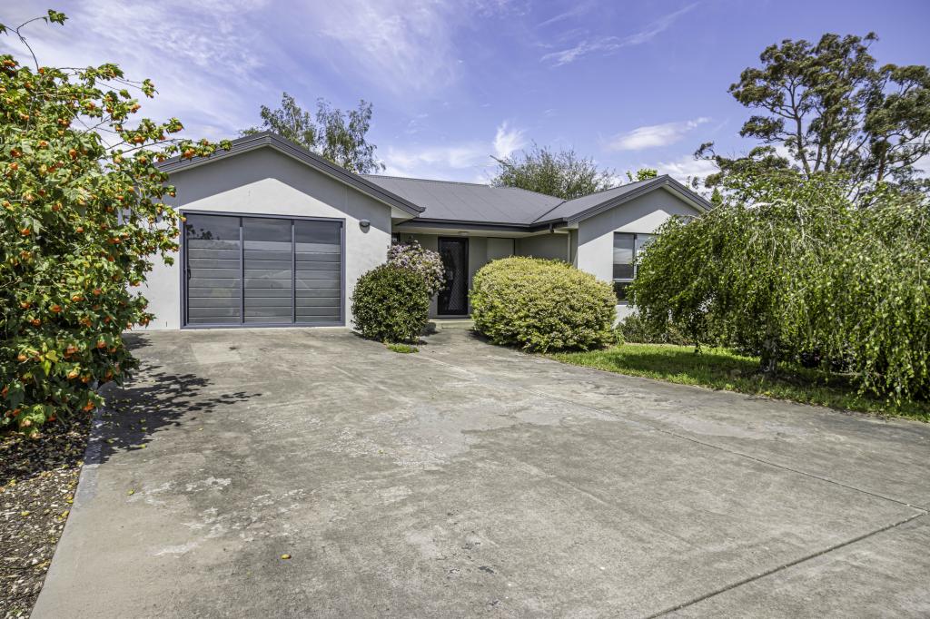 7 Pear Tree Cl, Huonville, TAS 7109