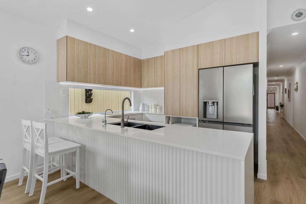 2/36 Bailey Rd, Birkdale, QLD 4159