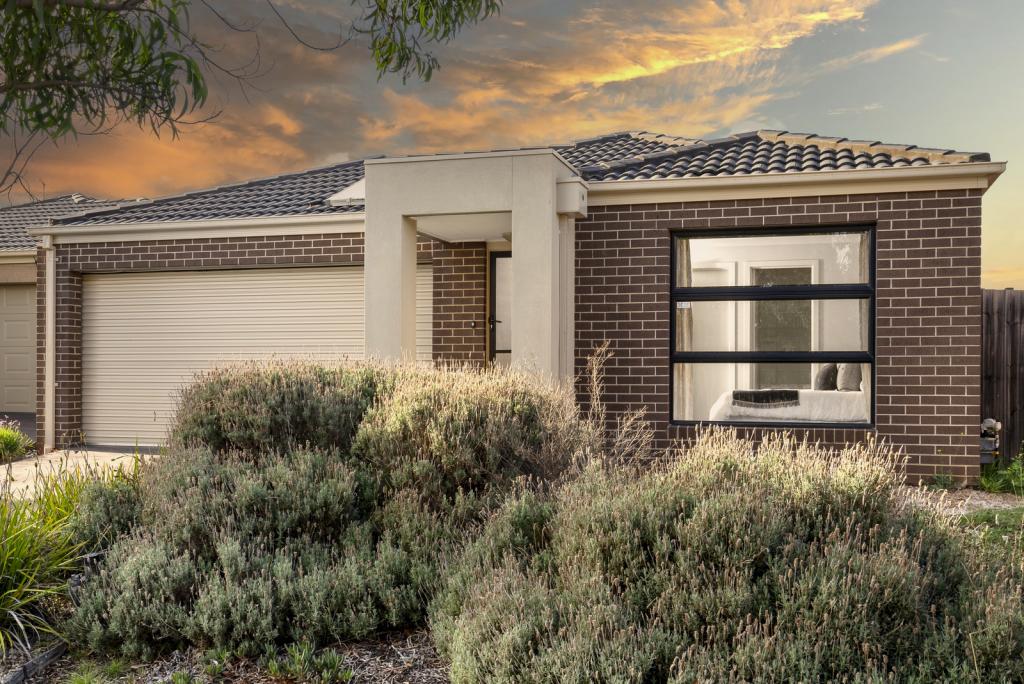 5 Phoenix Cct, Brookfield, VIC 3338