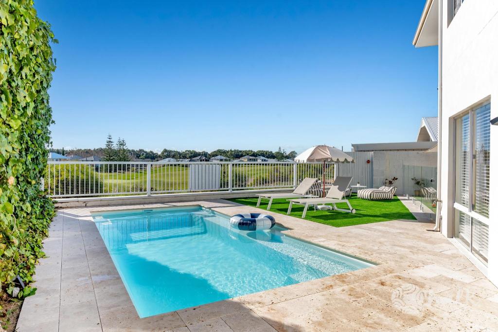 29 Barrenjoey Pkwy, Secret Harbour, WA 6173