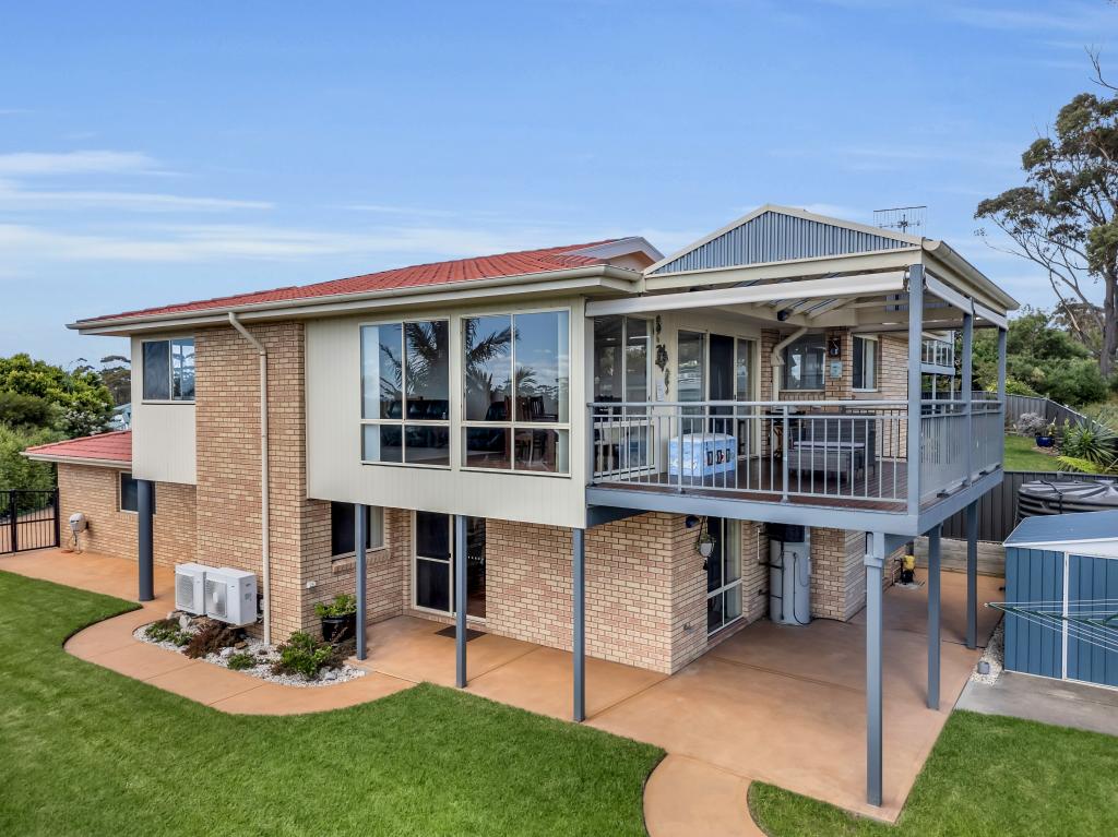 4 Emily Lane, Tura Beach, NSW 2548