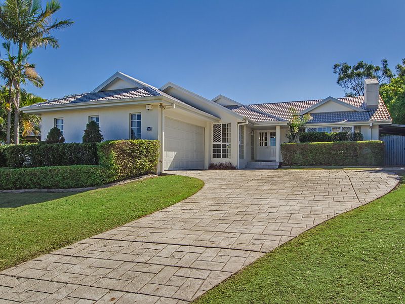 24 Collingwood Ave, Robina, QLD 4226
