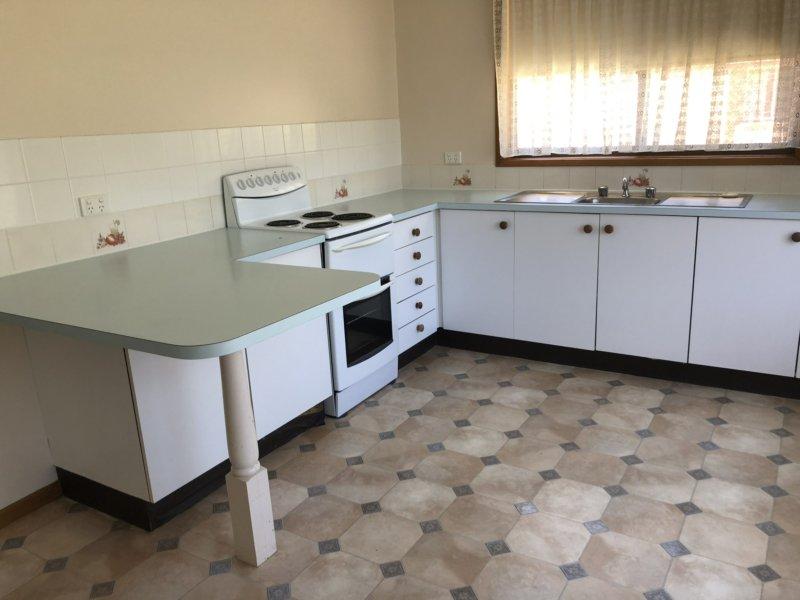 2/24 Fuchsia Dr, Taree, NSW 2430