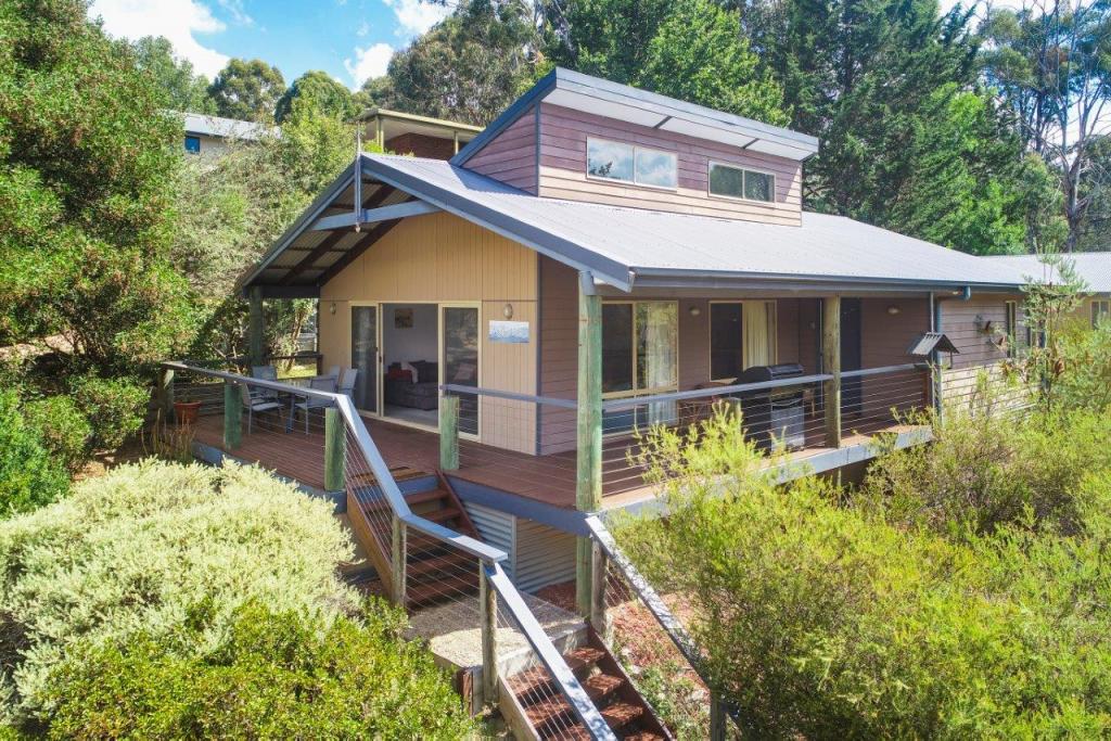 10a Alpine Ridge Dr, Merrijig, VIC 3723