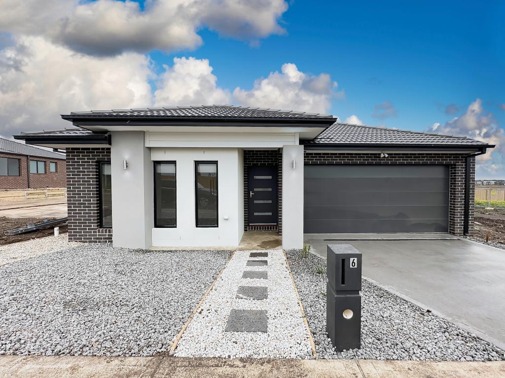 6 Cedar St, Donnybrook, VIC 3064