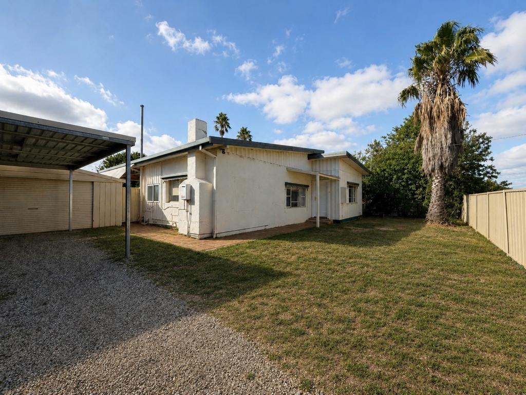 18 Thorn St, Yarrawonga, VIC 3730